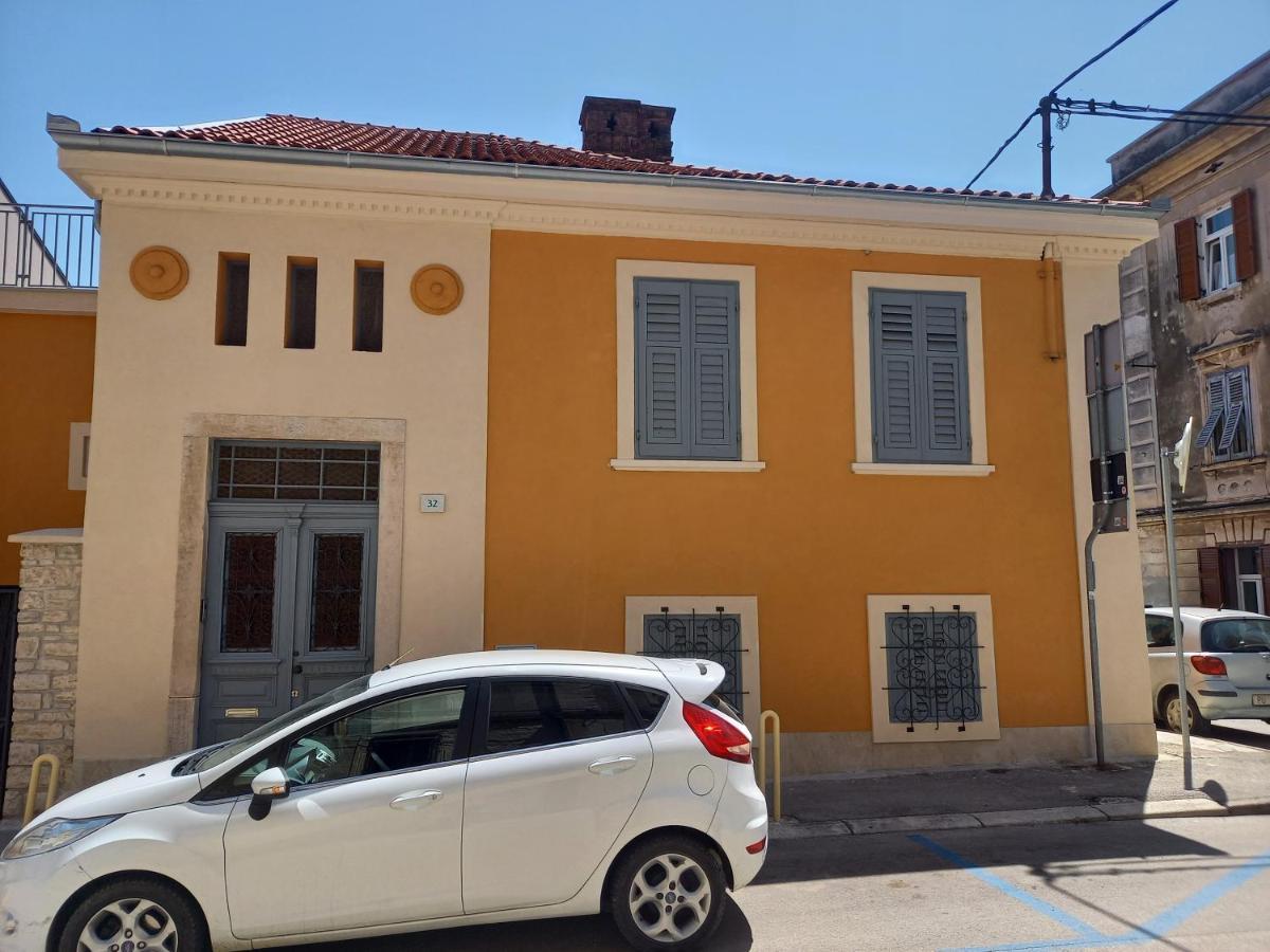 Oskar Amphitheater Apartments And Rooms With Free Parking Pula Extérieur photo