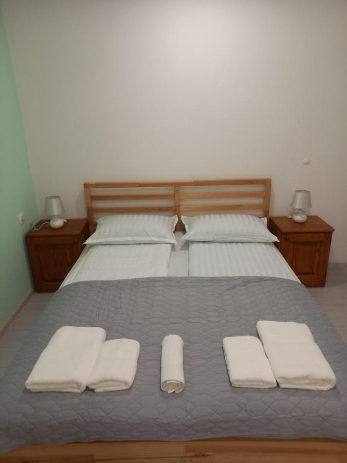 Oskar Amphitheater Apartments And Rooms With Free Parking Pula Chambre photo