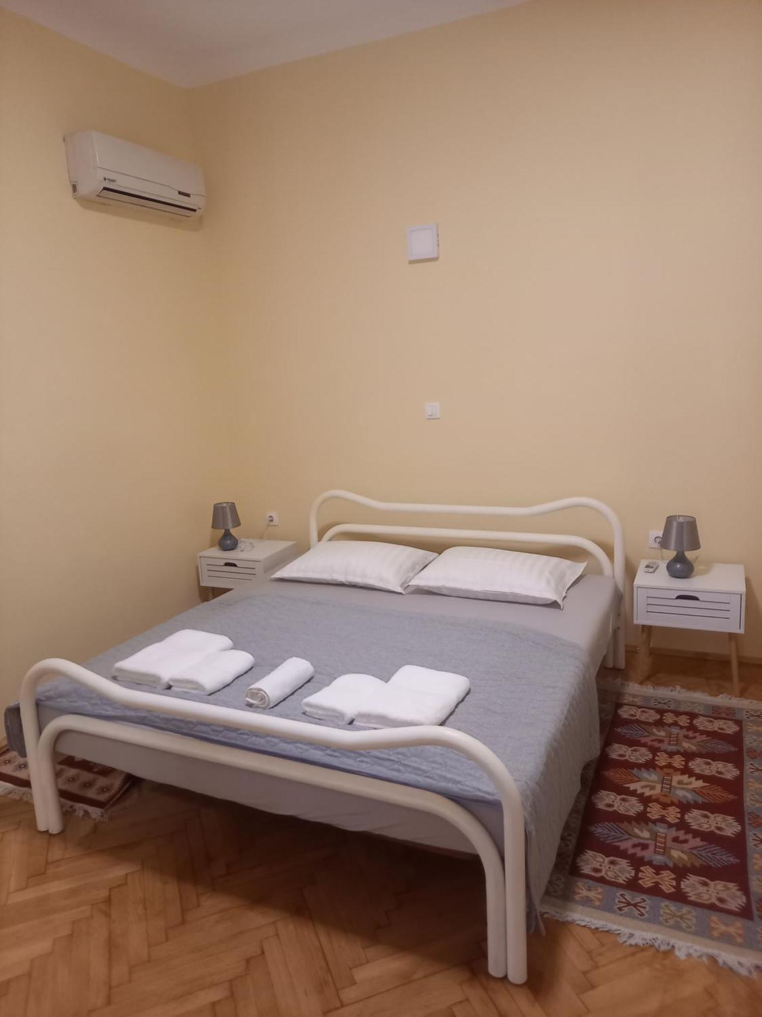 Oskar Amphitheater Apartments And Rooms With Free Parking Pula Chambre photo